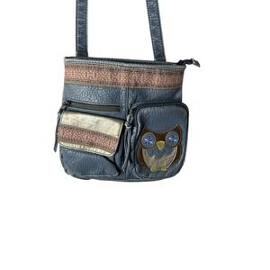 Union Bay blue  Owl Crossbody Purse Three Compartments Adjustable Strap Cute!!